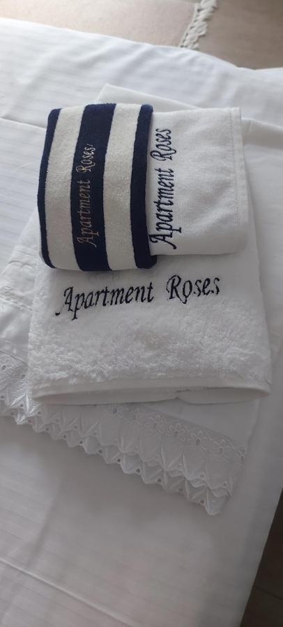 Roses Apartment Peraia  ภายนอก รูปภาพ